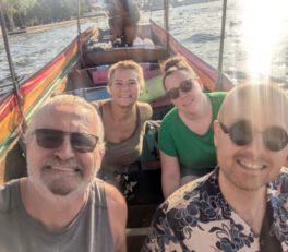 Met je volwassen kinderen op vakantie in Bangkok