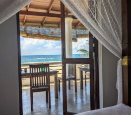 Sea Crest Beach Villa, Ambalangoda